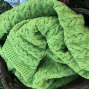 50”x70” 80% Lambswool Sweater Designed Blanket-Lime